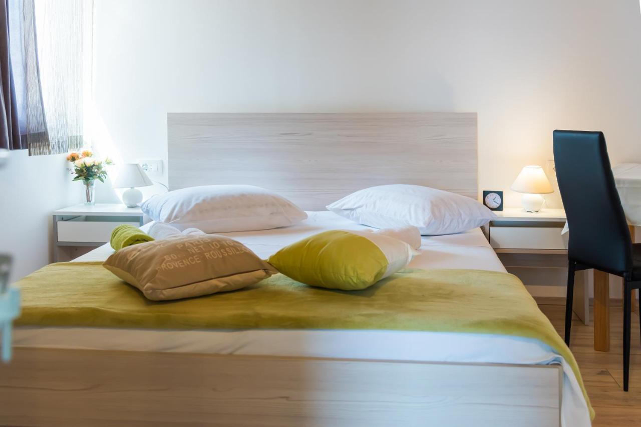 Guesthouse Miranda NP Krka Lozovac Eksteriør billede