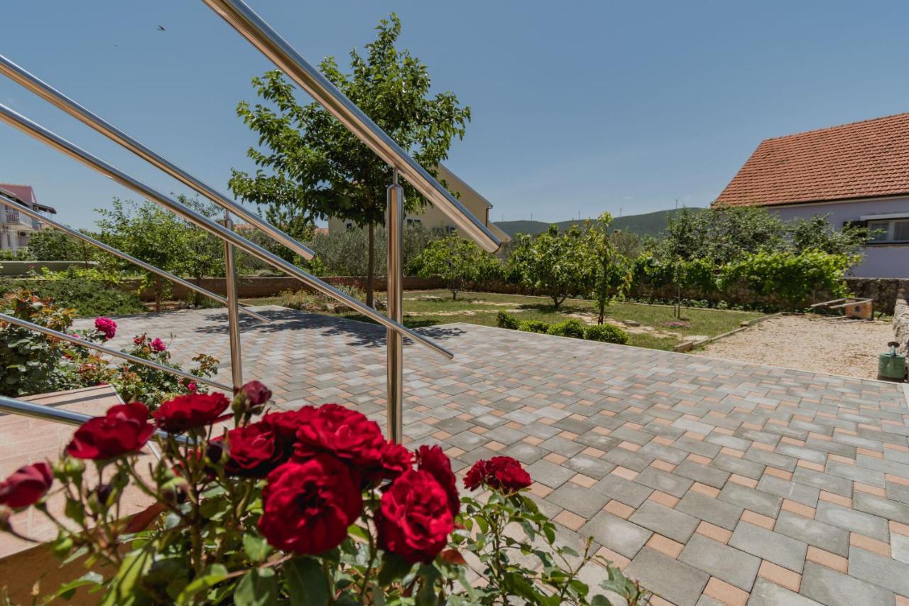 Guesthouse Miranda NP Krka Lozovac Eksteriør billede